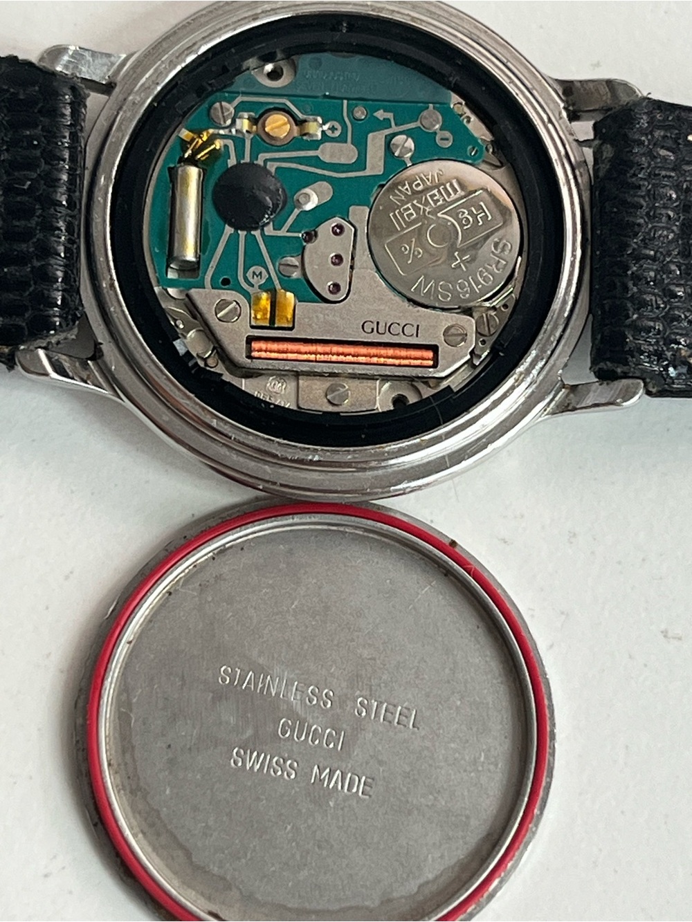 GUCCI 8000M gold plated Men’s watch. - Picture 15 of 15